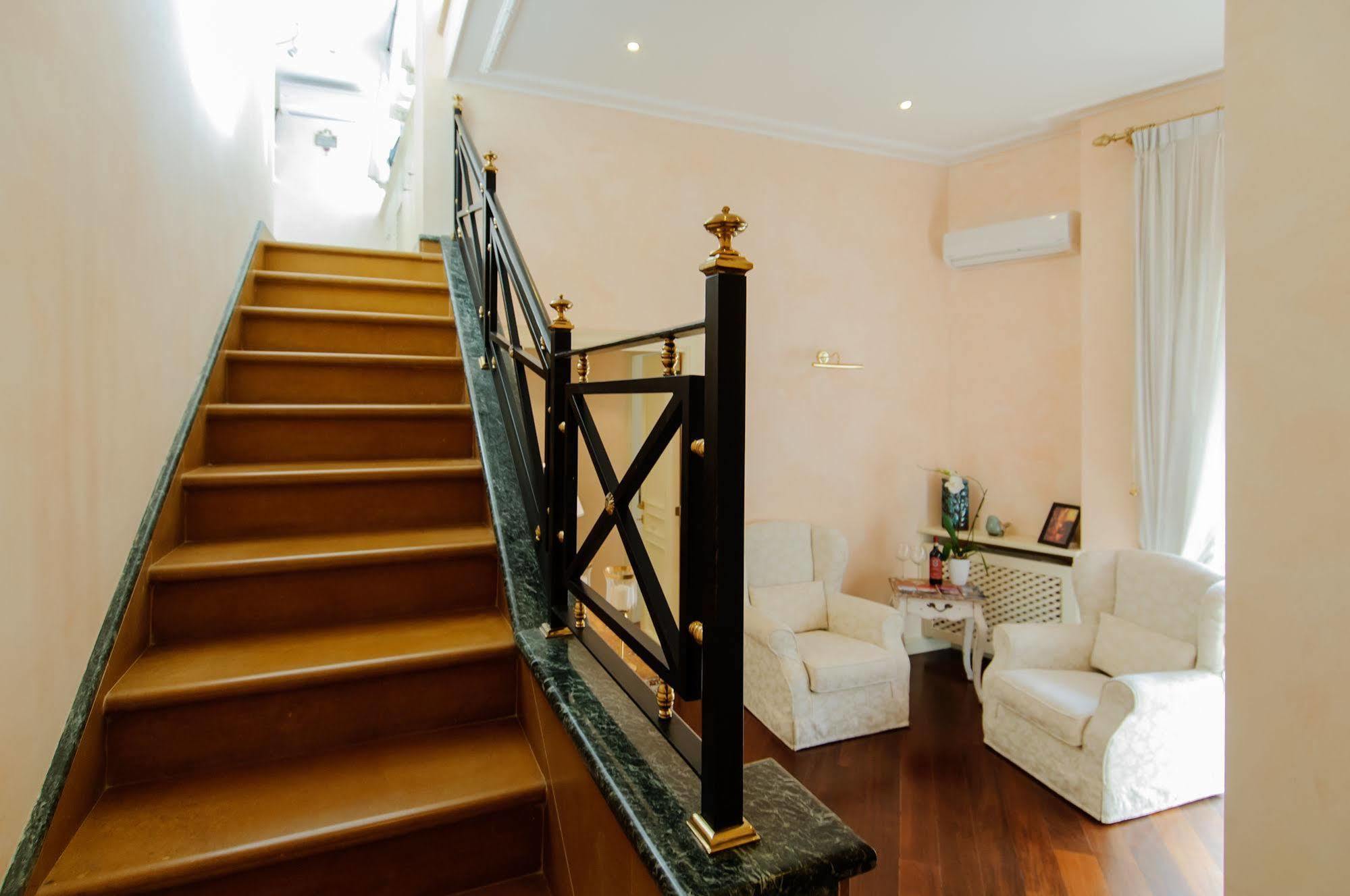 Made In Rome Luxury Affittacamere Exterior photo